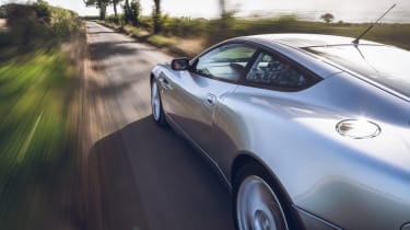Aston Martin Vanquish – wheel arch
